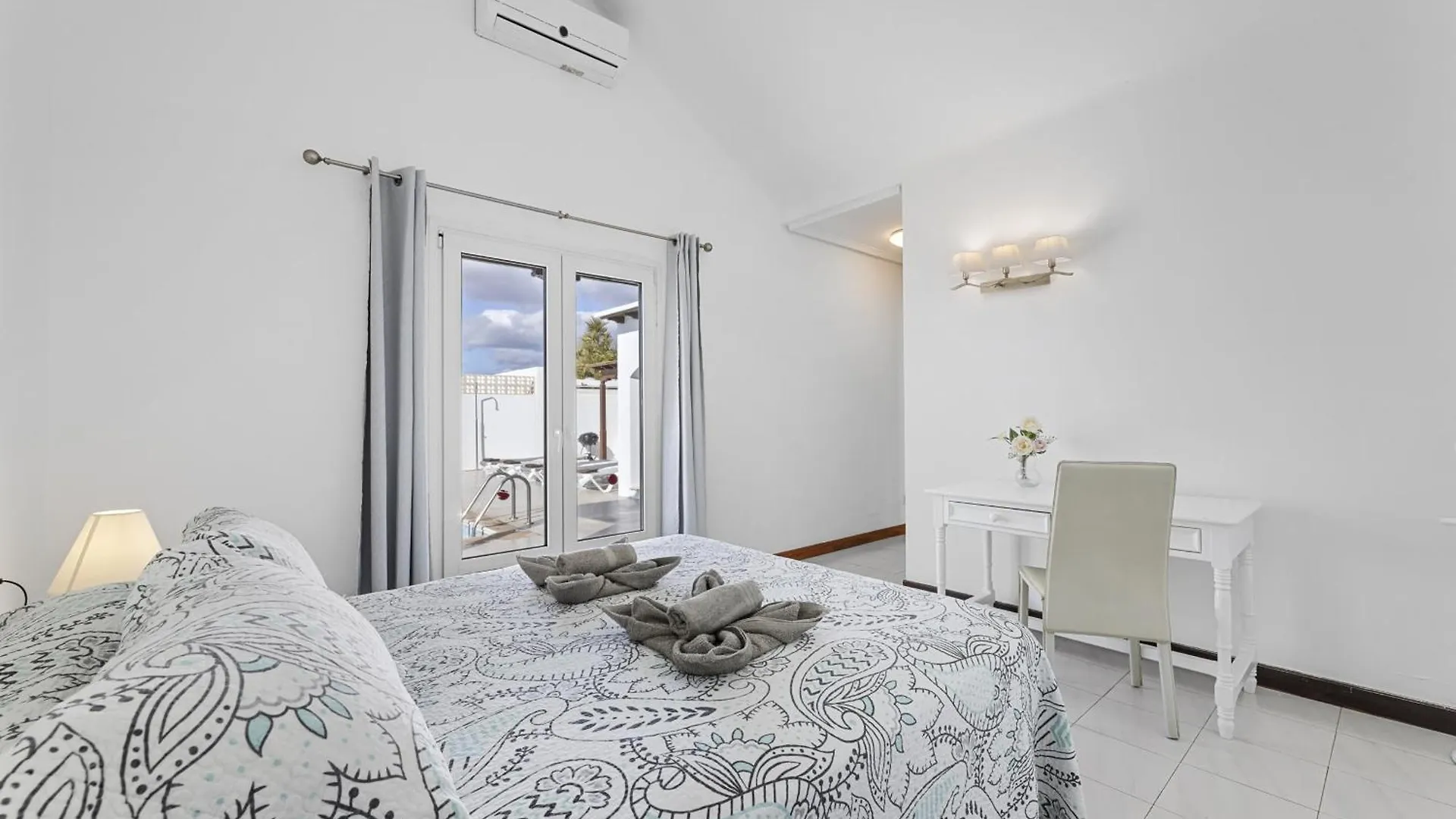 Villa Eva - Vipvipvillas Puerto del Carmen   Puerto del Carmen (Lanzarote)